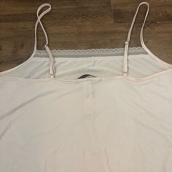 Victoria's Secret pink pajama top with adjustable string - Picture 9 of 10